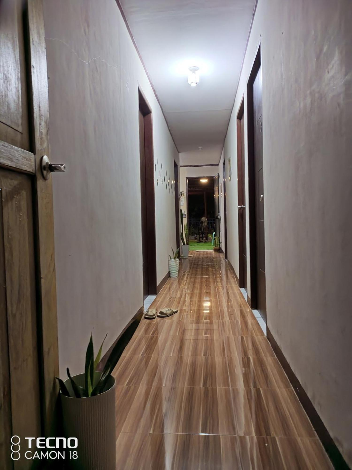 קורון Marbeth Inn מראה חיצוני תמונה